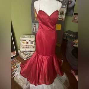 Elegant Burgundy Evening Gown